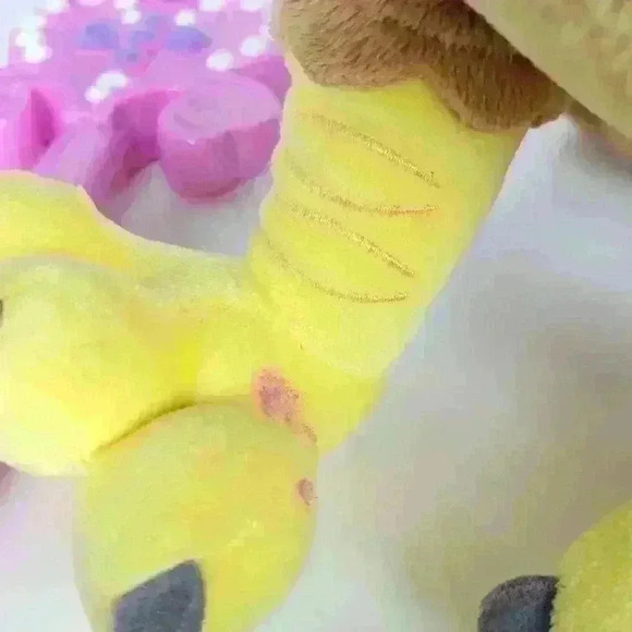 SOFIA THE FIRST MAGIC DANCING DOLL SINGS TALKS - Picture 11 of 17